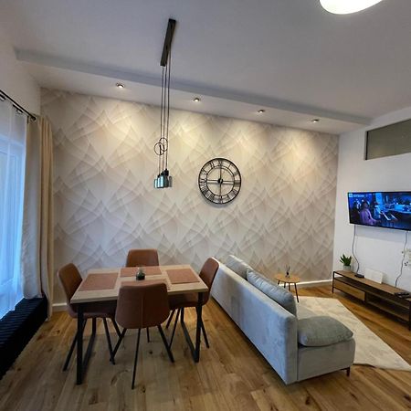 Ferienwohnung Schulerhaus Stetten am Kalten Markt Luaran gambar