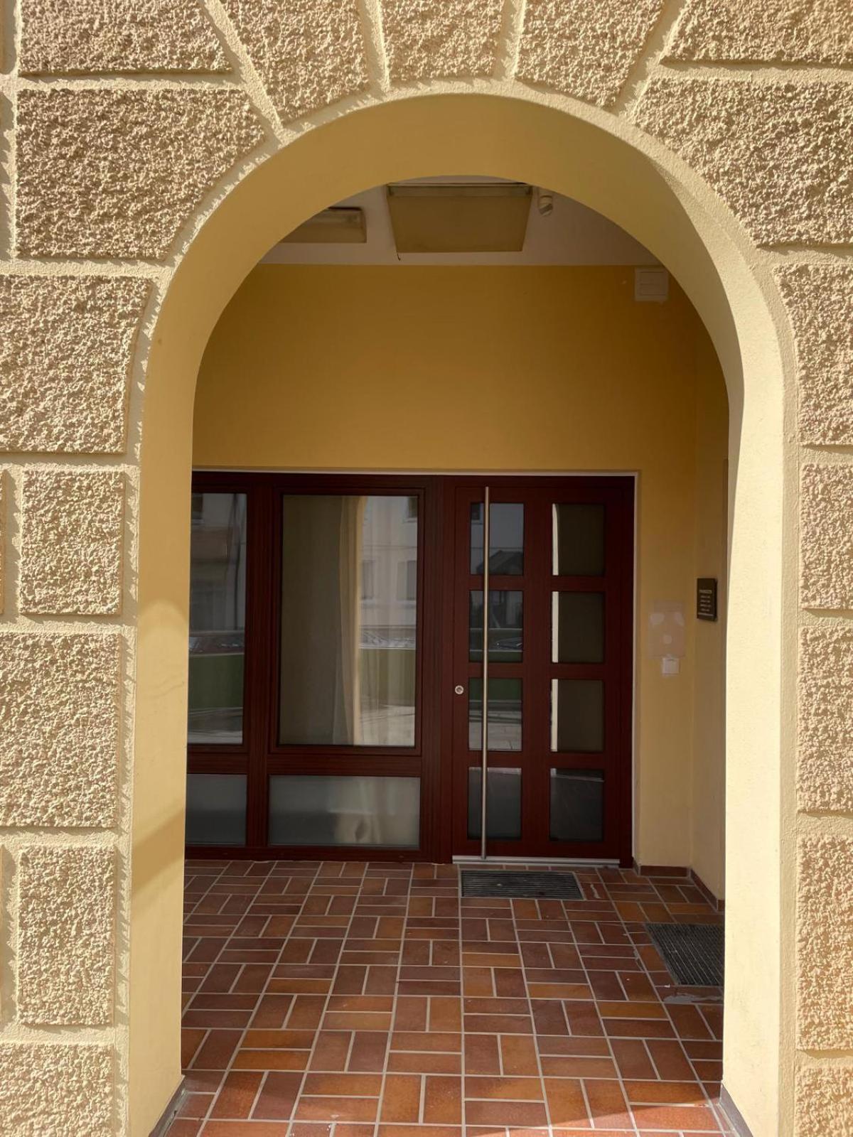Ferienwohnung Schulerhaus Stetten am Kalten Markt Luaran gambar