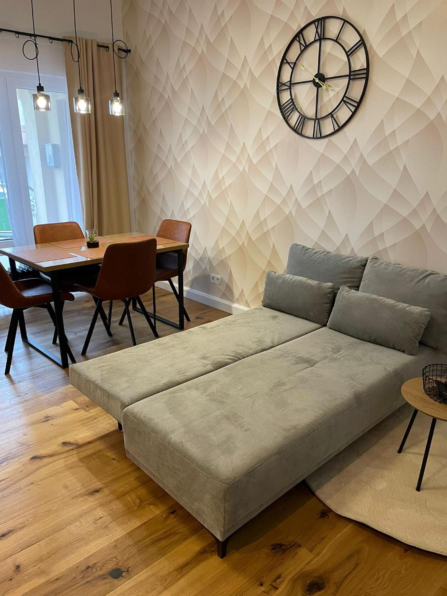 Ferienwohnung Schulerhaus Stetten am Kalten Markt Luaran gambar